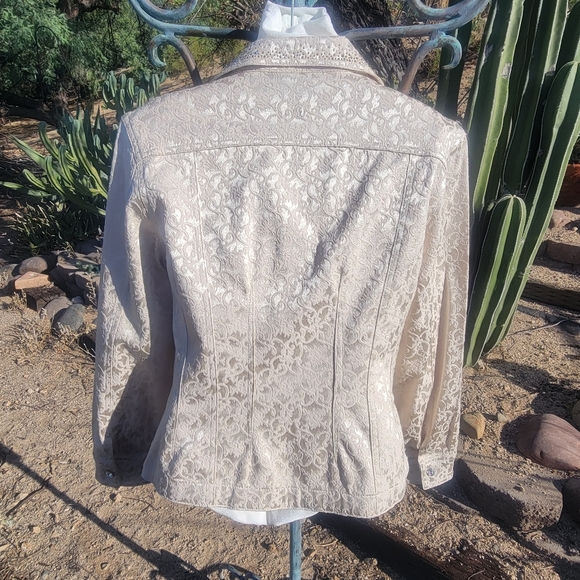 Embellished Western Style Jacket White - Picture 5 of 5